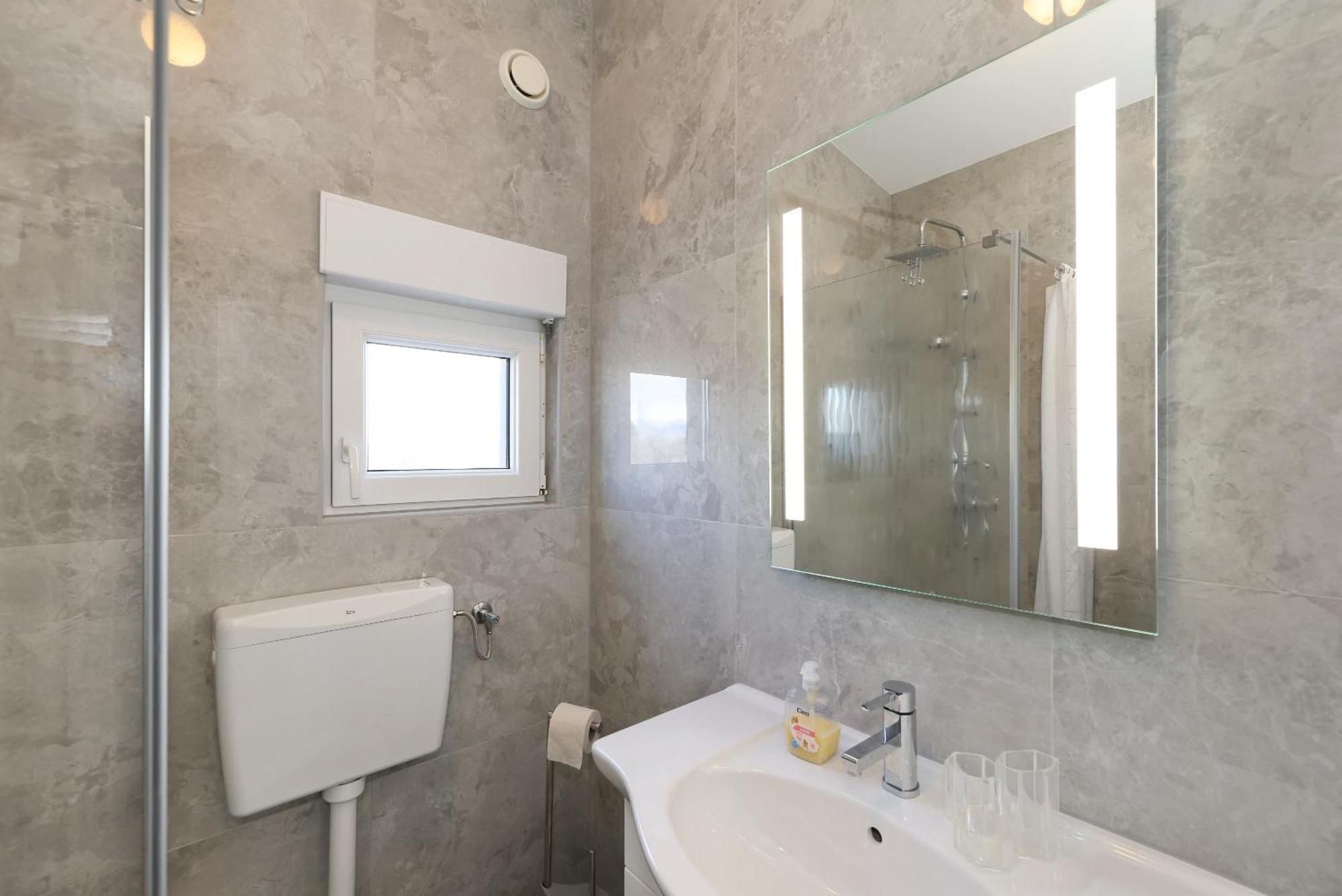 Apartments Rosini, 300M From The Beach With Shared Tavern And Bikes, Nin Εξωτερικό φωτογραφία