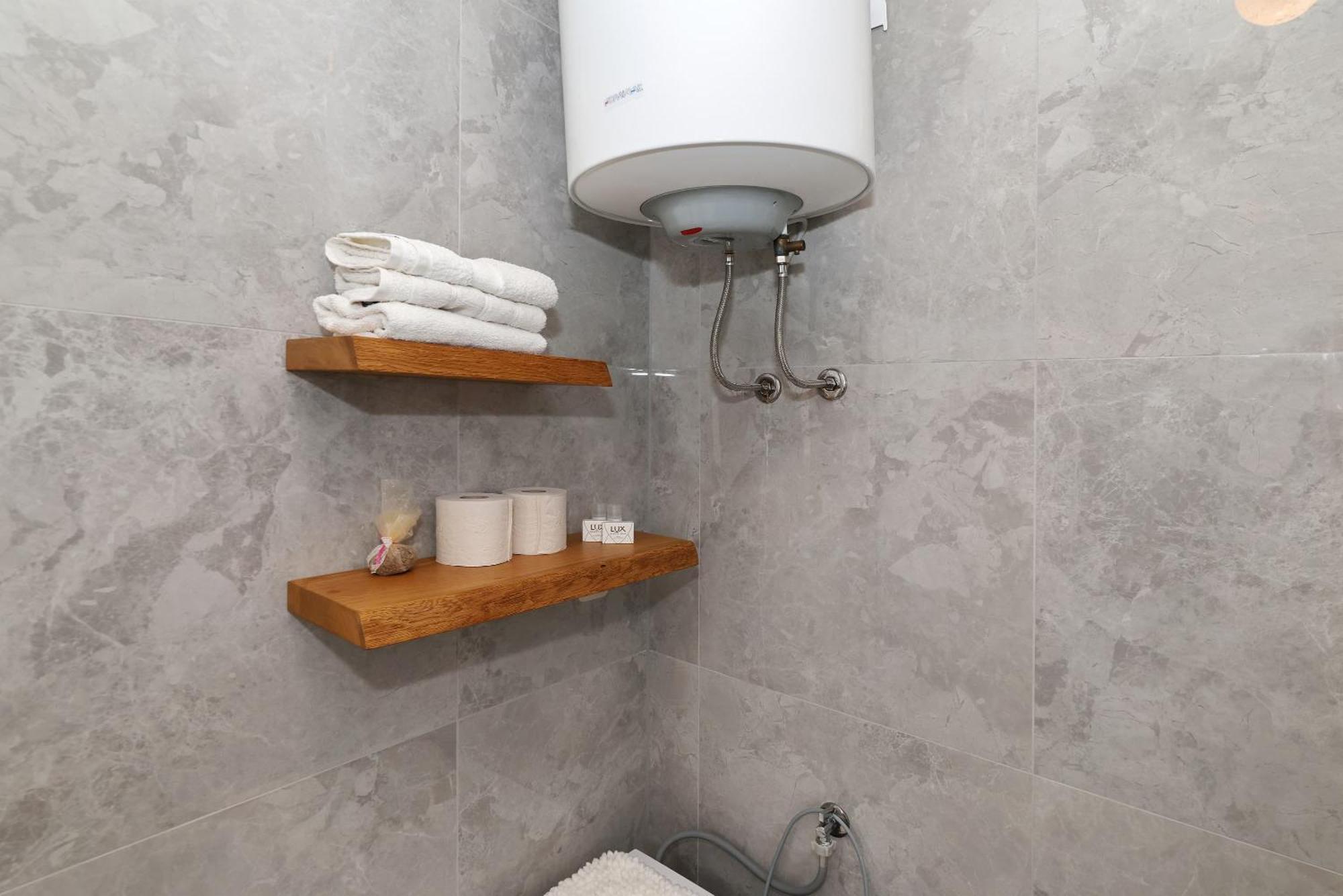 Apartments Rosini, 300M From The Beach With Shared Tavern And Bikes, Nin Εξωτερικό φωτογραφία